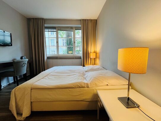 Double studio in Frankfurt's Westend - near the old opera, Frankfurt - Amsterdam Apartments for Rent