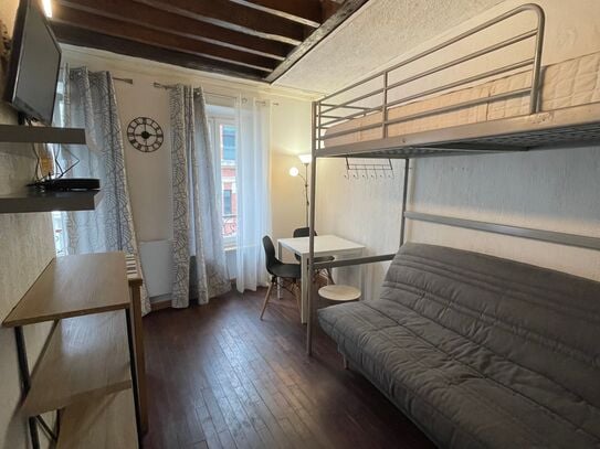 Charming & gorgeous studio close to city center