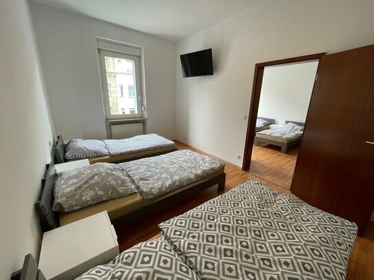 Comfortable Technician Accommodation: Centrally located, fully equipped, and ideal for six people!, Nurnberg - Amsterda…