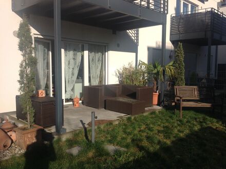 Ruhiges, möbliertes Apartment 3ZKB - 90 qm + Garten & TG-Stellplatz | Quiet furnished apartment, 90sqm with Garden