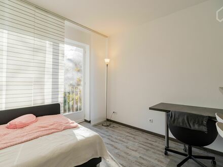 Schöne und modern eingerichtete 1-Zimmer-Wohnung in Berlin Alt-Tempelhof