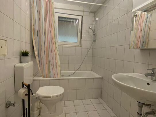 Quiet & furnished 1.5 room apartment with daylight bathroom