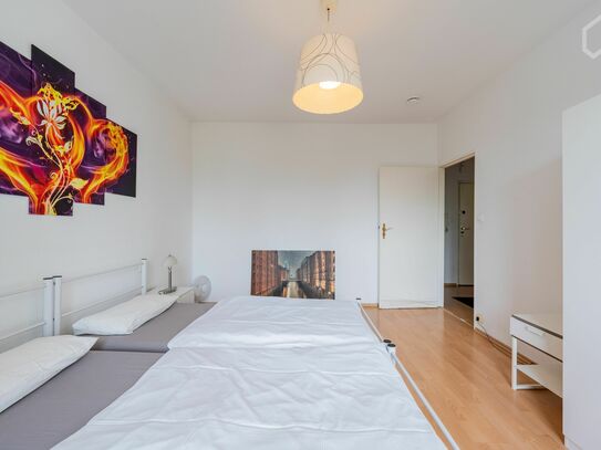 Vollmobilierte 2-Zimmer-Wohnung in Best Lage Charlottenburg-Westend