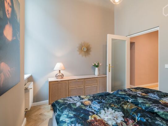 Sonnenverwöhnte Wohnung in bester Lage in Friedenau, Berlin - Amsterdam Apartments for Rent