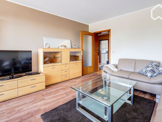 Unterbach: Fully furnished three-room flat in top floor! Living in Düsseldorf's Green Belt