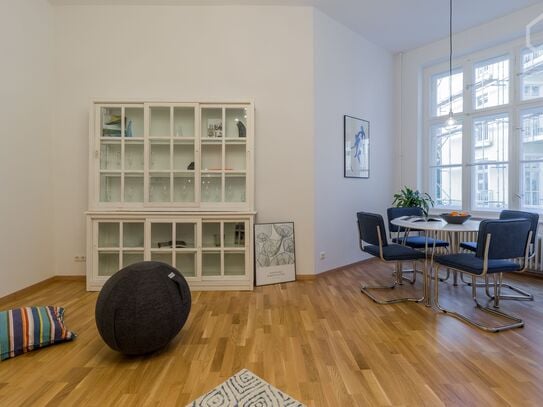 Quiet, modern and fully furnished home away from home in Berlin Moabit.