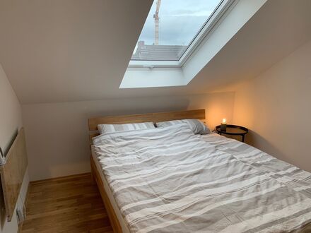 Gemütliche, moderne Dachgeschosswohnung am Wasserturm | Cozy, modern studio by the water tower