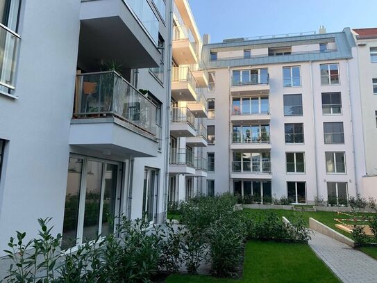 New built, modern 55qm studio-apartment located in hip Friedrichshain