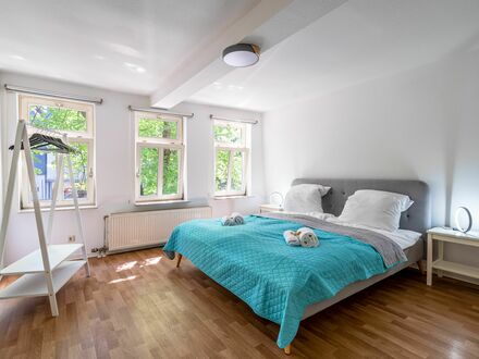 Stylische 2-Zimmer Wohnung 75m² mit Anbindung nach Frankfurt | Balkon | Parkplatz | Netflix