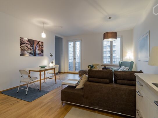 Neue 2 Zimmer Wohnung mit Balkon - in Berlin Mitte 5 Minuten vom Hbf