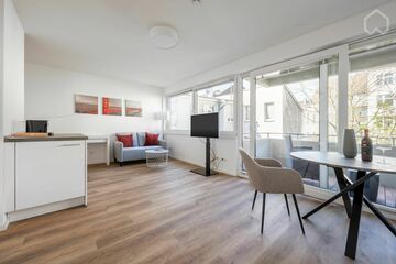 *Elegante Wohnung mitten im Lorettokiez / Medienhafen *Balkon *Grünblick