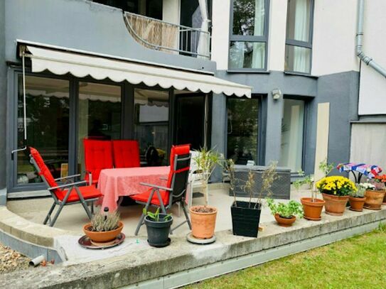 Ruhige Wohnung in Steglitz mit großer Terrasse & Grünblick