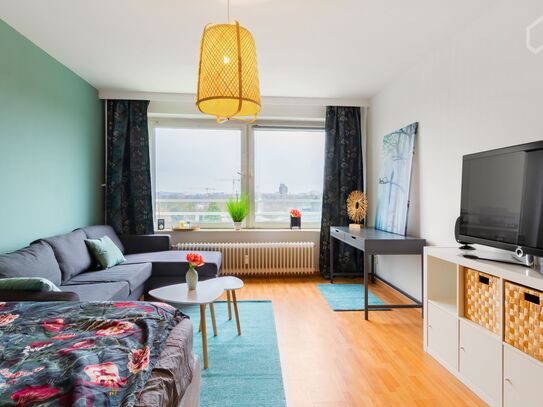 Cozy, charming suite with nice neighbours, Hamburg