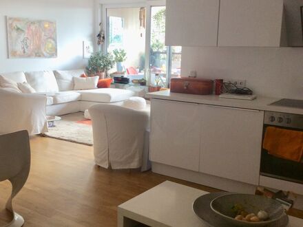 Feinste, modische Wohnung mit guter Verkehrsanbindung | Cozy and fantastic apartment in quiet street