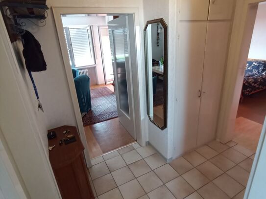 Geräumige und gemütliche 2-Zimmer-Wohnung mit Balkon in Stuttgart, Stuttgart - Amsterdam Apartments for Rent