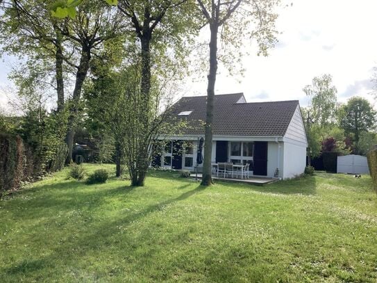 Family home close to Les Clairères de Verneuil train station