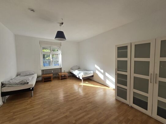 bright furnished apartment with 4 separate rooms and big living kitchen - rent as shared or entire flat, Berlin - Amste…