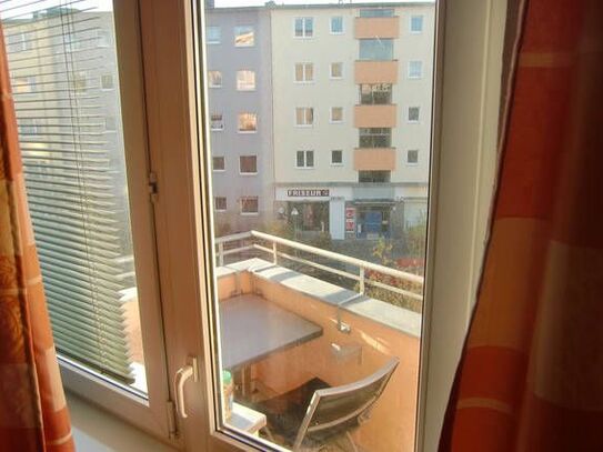 Charming studio apartment with balcony, close to center