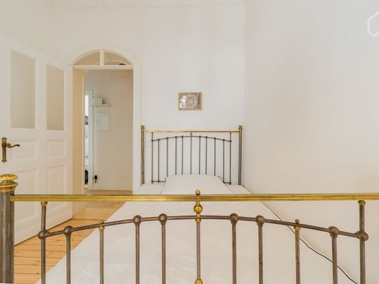 Stylish Apartment with Vintage Flair straight at Boxhagener Platz