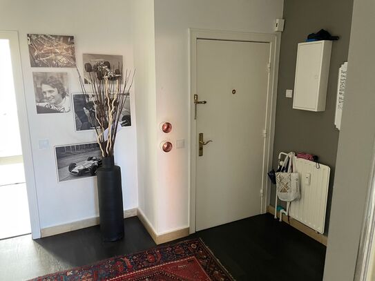 Loft apartment with garden in Winterhude/Stadtpark (2 parking spaces)