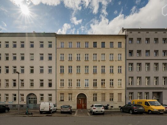 Modern & amazing flat in quiet street in Friedrichshain, Berlin - Amsterdam Apartments for Rent