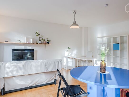 Charming 2-Room Apartment in Neukölln with Balcony and Community Area, Berlin - Amsterdam Apartments for Rent