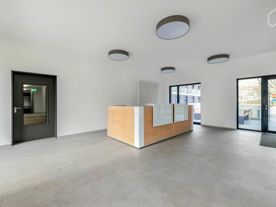 Modernes Studio auf Zeit in Potsdam mit Tram/Bus/Fahrradweg/Parkmöglichkeit vor der Tür