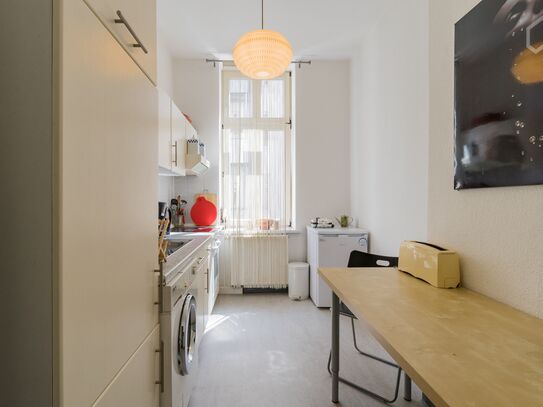 Cosy 2 room apartment with balcony in a fantastic location - in the middle of Prenzlauer Berg