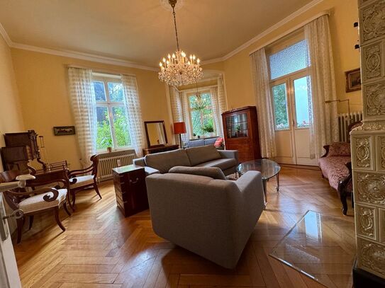 Exclusively furnished Art Nouveau apartment in Bayreuth