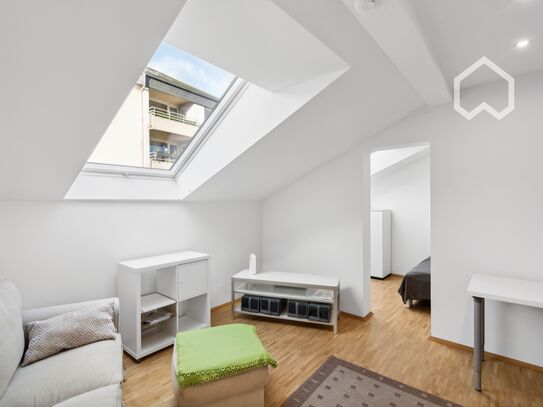 Wunderschöne 2 Zimmer Wohnung - zentral in. Frankfurt