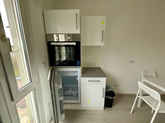 Cozy 2-Room Apartment with Terrace and Ideal Connection Near Frankfurt