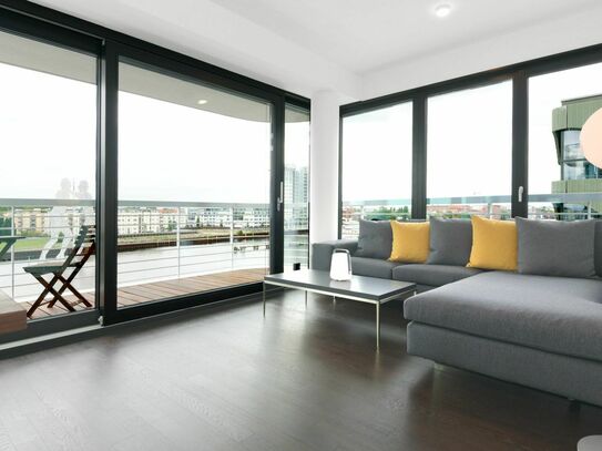 4 Zimmer Wohnung mit Blick auf die Spree + Balkon
