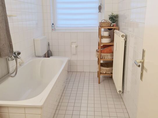 Gemütliche Wohnung im lebendigen Charlottenburg mit privatem Parkplatz, Berlin - Amsterdam Apartments for Rent