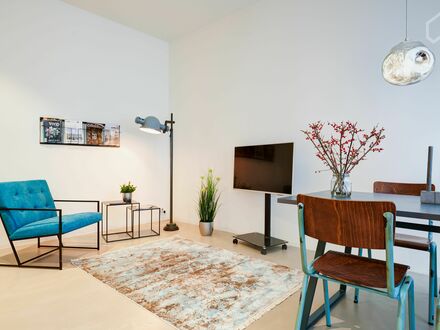 Hochwertiges, anspruchsvoll designtes, neues Apartment im Jahrhunderthaus in Düsseldorf