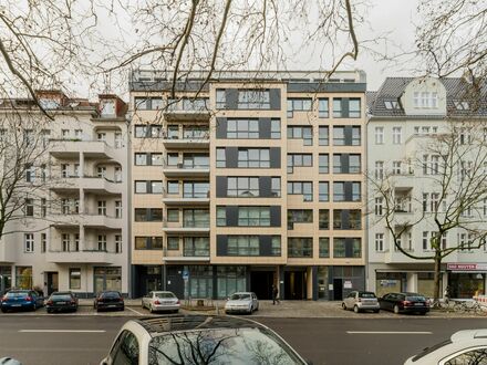 Modernes Apartment in Charlottenburg mit Balkon