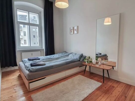 fully furnished 2-room apartment on Pettenkoferstr, Berlin - Amsterdam Apartments for Rent