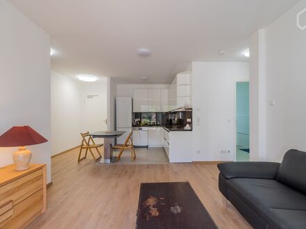 Neues & häusliches Apartment nahe Schule | New, spacious flat with nice city view