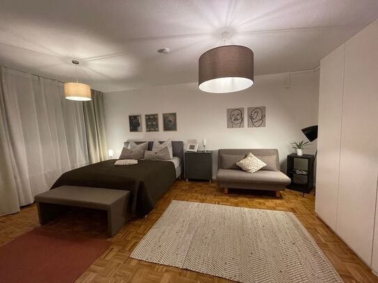 Wonderful apartment near Antonplatz with communal garden