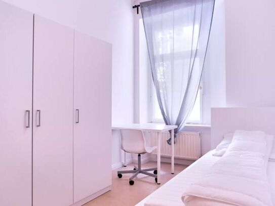 Beautiful and charming room in Prenzlauer Berg