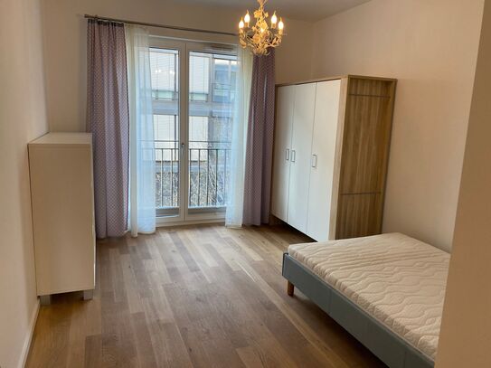 Spacious, pretty 3-room apartment in Mitte