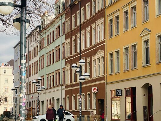 Teilweise möblierte 4-Zimmer-Wohnung im Herzen von Chemnitz