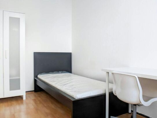 Gemütliches Zimmer in 3er WG