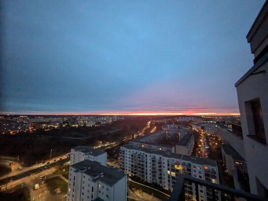 Erstbezug mit Balkon und schönem Ausblick: exklusive 2-Zimmer-Wohnung in Berlin