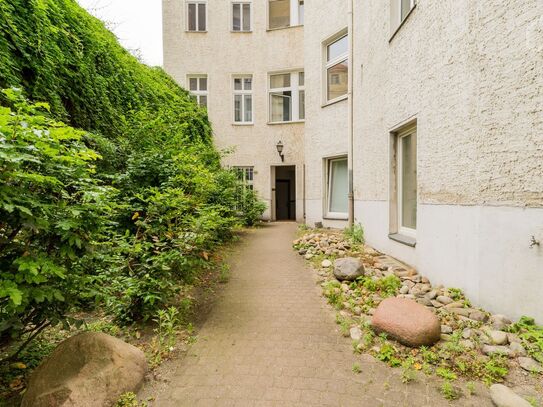 Spacious & charming suite in Charlottenburg, Berlin - Amsterdam Apartments for Rent