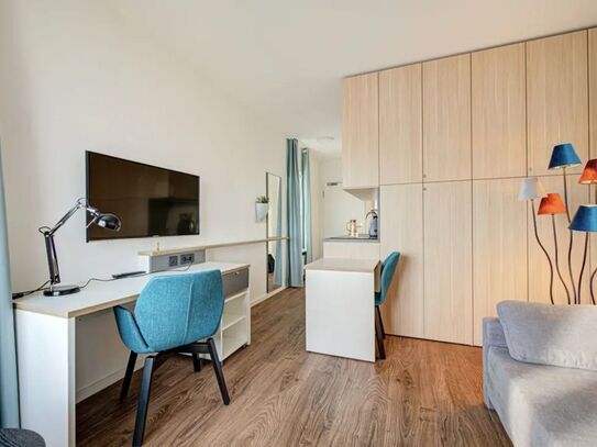 Spacious and wonderful apartment located in Tiergarten, Berlin - Amsterdam Apartments for Rent