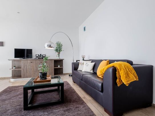 Luxurious and stylish living | art-apartment in the heart of Düsseldorf incl. Netflix | quiet location in the inner cou…