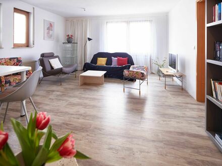 Modern und geschmackvoll möbliertes 2-Zimmer-Appartement in attraktiver und ruhiger Lage in der Nähe des Blühenden Baro…