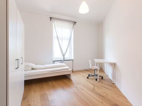 Schönes gemütliches Zimmer in der Schulstraße in Berlin