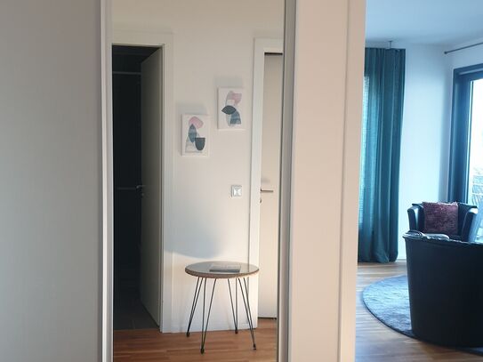 The perfect Suite/New Building - Trendy quarter in Düsseldorf, walking distance to Vodafone, HSBC Headquarters