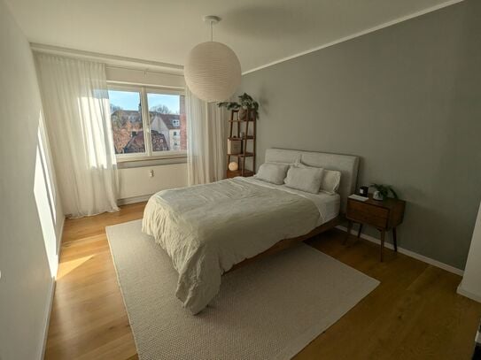 Bright and family-friendly apartment with a view of the Isar and the German Museum